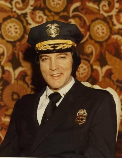 elvis2.jpg