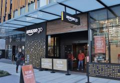 Amazon_Go_in_Seattle,_December_2016_0.jpg