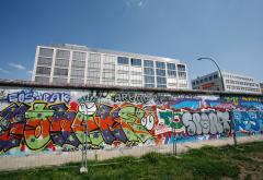 berlin-wall-101688.jpg