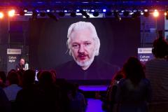 assange flickr.jpg