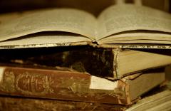 Old_Books.jpg