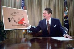 Ronald_Reagan_televised_address_July_1981.jpg