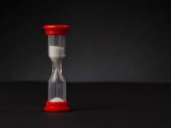 The Fed Can’t Raise Rates, But Must Pretend It Will The Fed Can’t Raise Rates, But Must Pretend It Will